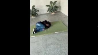 国产女王全身踩踏视频,震撼全场!-第1张图片-亚洲香蕉中文日韩 国产女王全身踩踏视频,震撼全场!-第1张图片-亚洲香蕉中文日韩