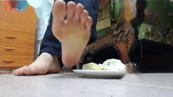 国产女王全身踩踏视频,震撼全场!-第2张图片-亚洲香蕉中文日韩 国产女王全身踩踏视频,震撼全场!-第2张图片-亚洲香蕉中文日韩