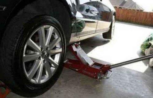 国产车轮胎更换视频教程,国产车轮胎更换视频教程详解-第1张图片-亚洲香蕉中文日韩